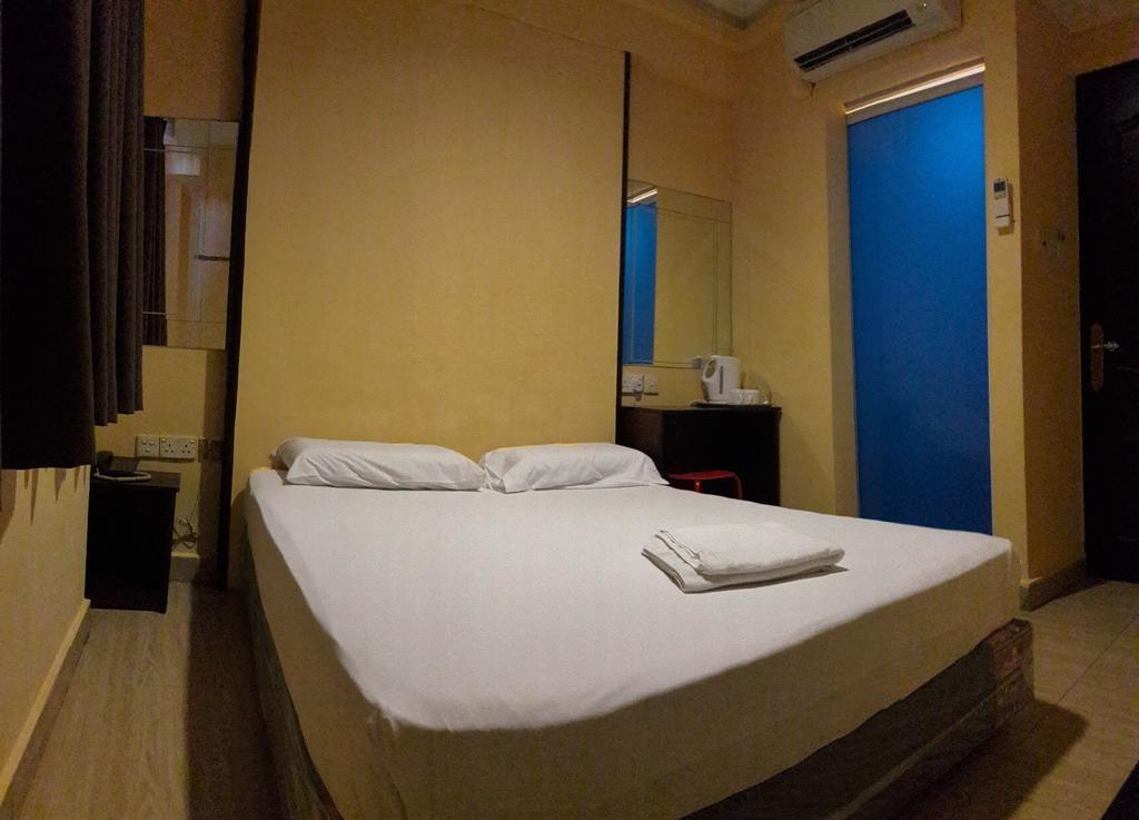 Oxley Blossom Hotel Singapore Exteriör bild